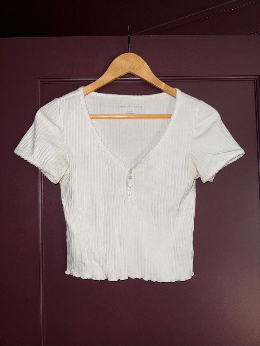 American Eagle Outfitters White Ribbed Henley Crop Top